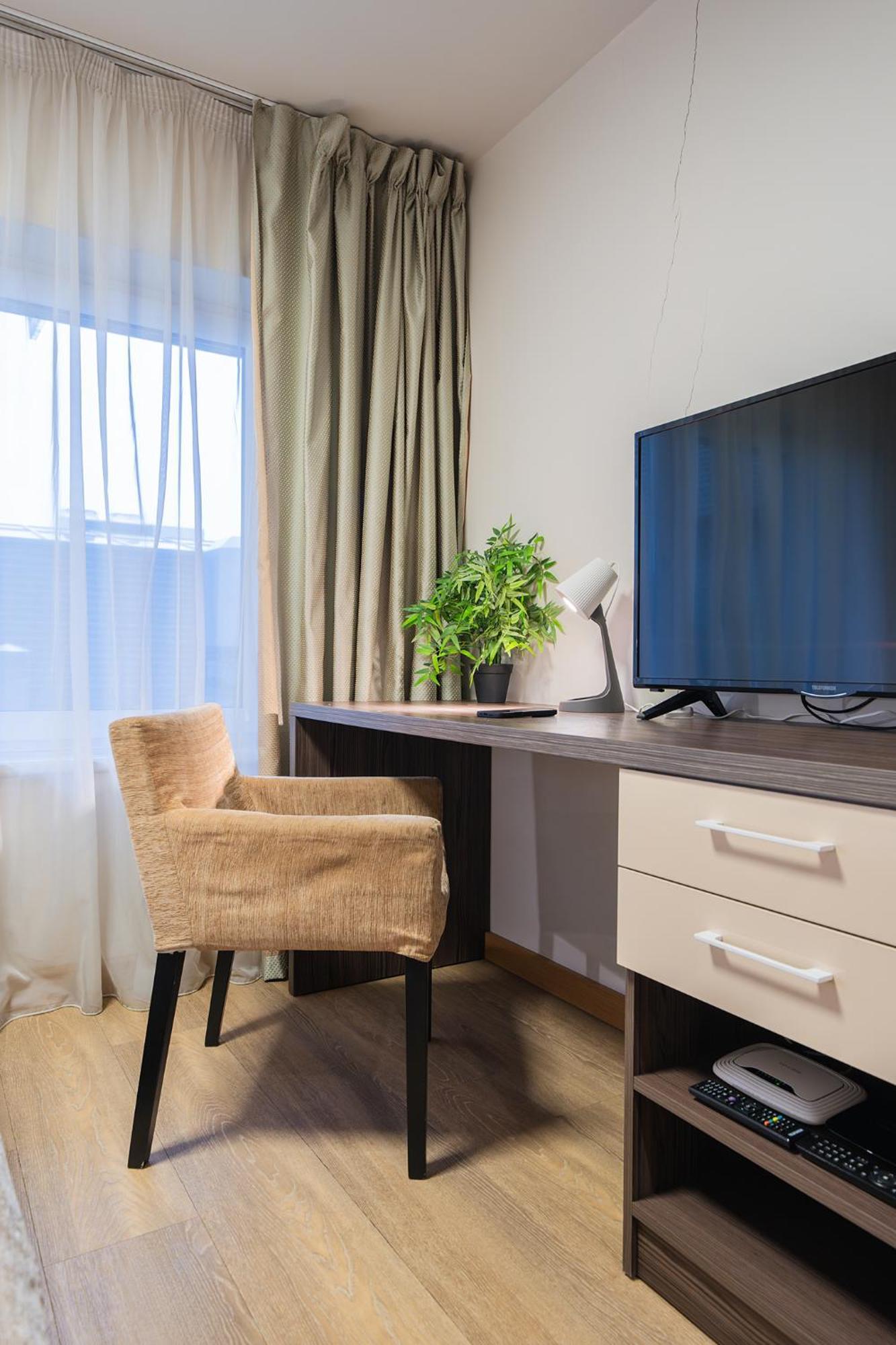Gyneju Self Check-In Apartments VNO Esterno foto