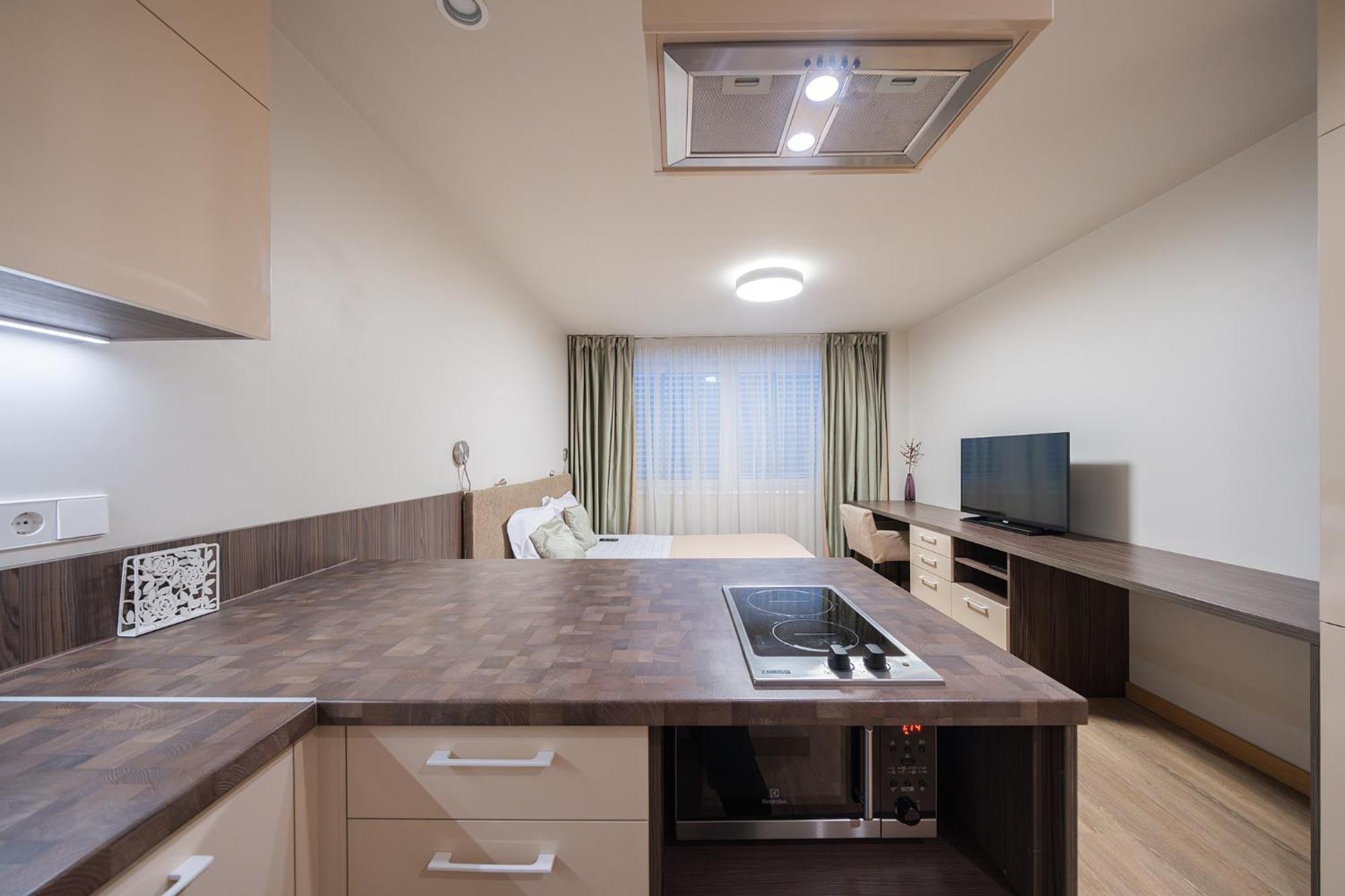 Gyneju Self Check-In Apartments VNO Esterno foto