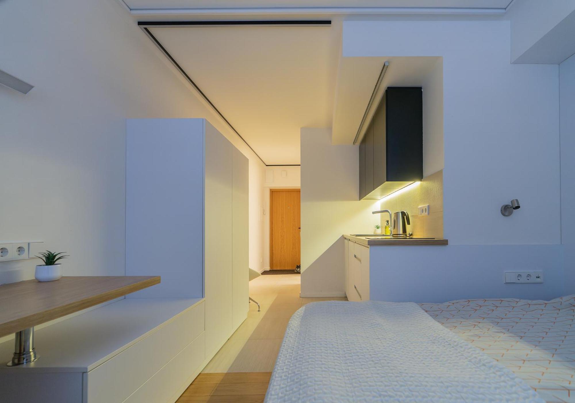 Gyneju Self Check-In Apartments VNO Esterno foto