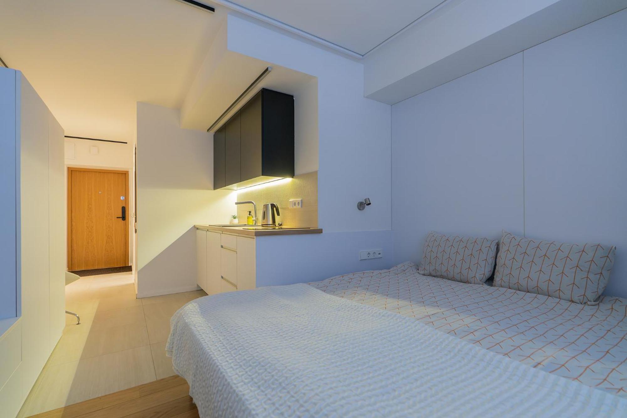 Gyneju Self Check-In Apartments VNO Esterno foto