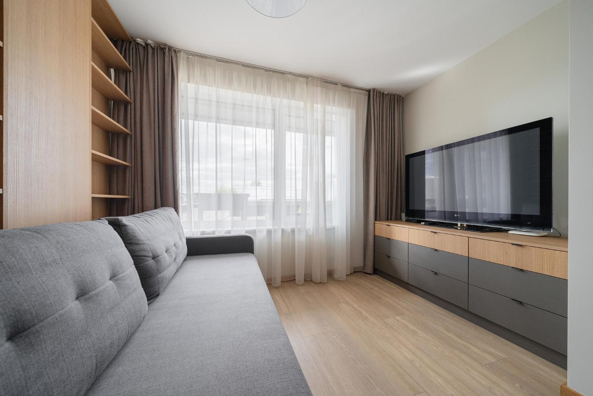 Gyneju Self Check-In Apartments VNO Esterno foto